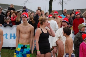 nieuwjaarsduik houten 2012 086