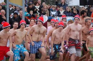 nieuwjaarsduik houten 2012 113