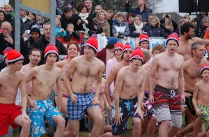 nieuwjaarsduik houten 2012 113