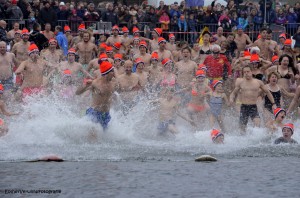 20170101 NieuwjaarsduikHoutenEstherVerwimpbewerkt(73)