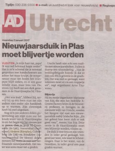 AD 2 jan 2017 NieuwjaarsduikHouten